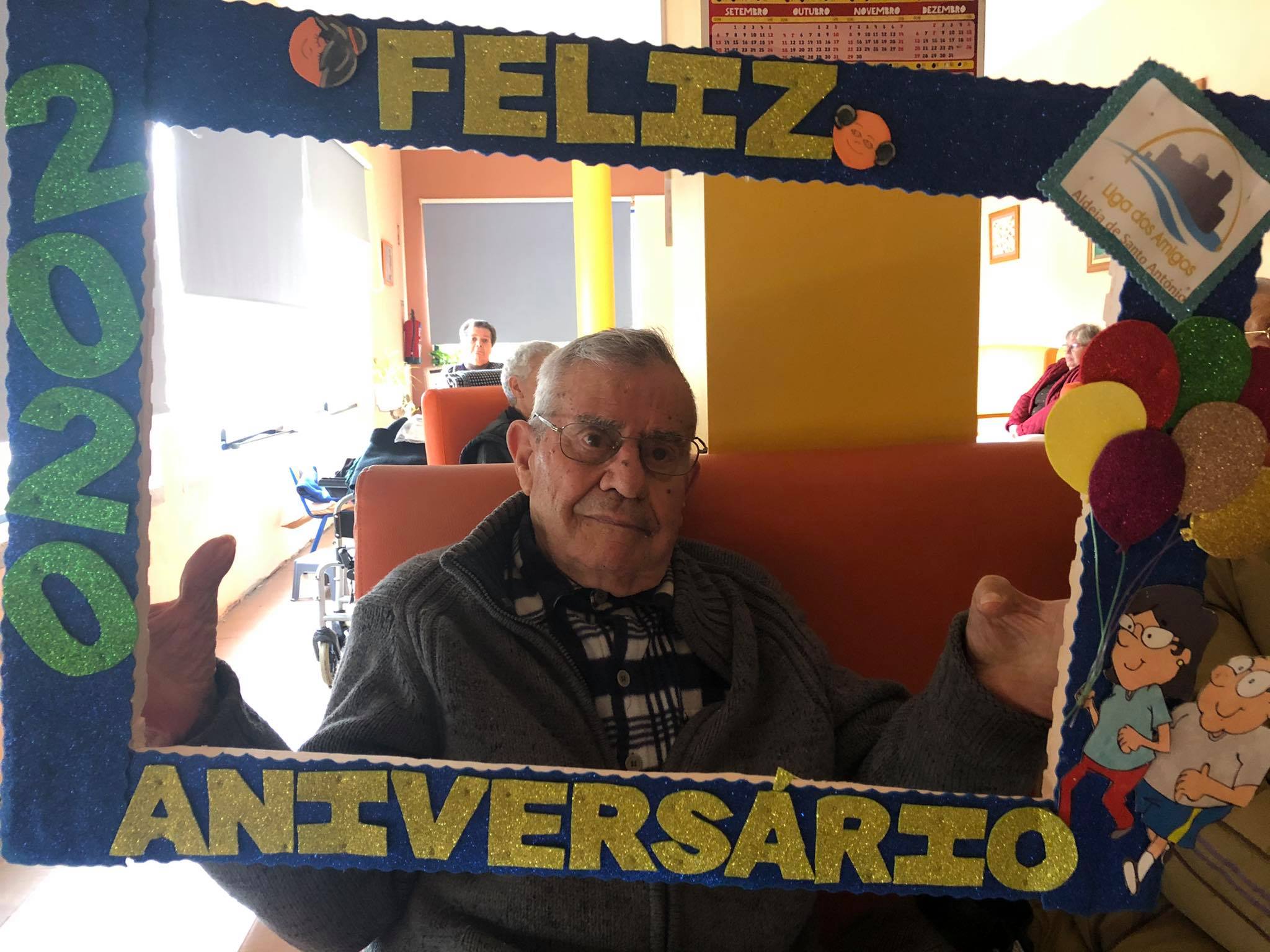 Notícias - Feliz Aniversário